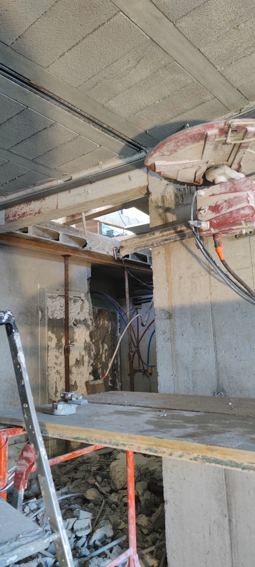 Travaux de sciage